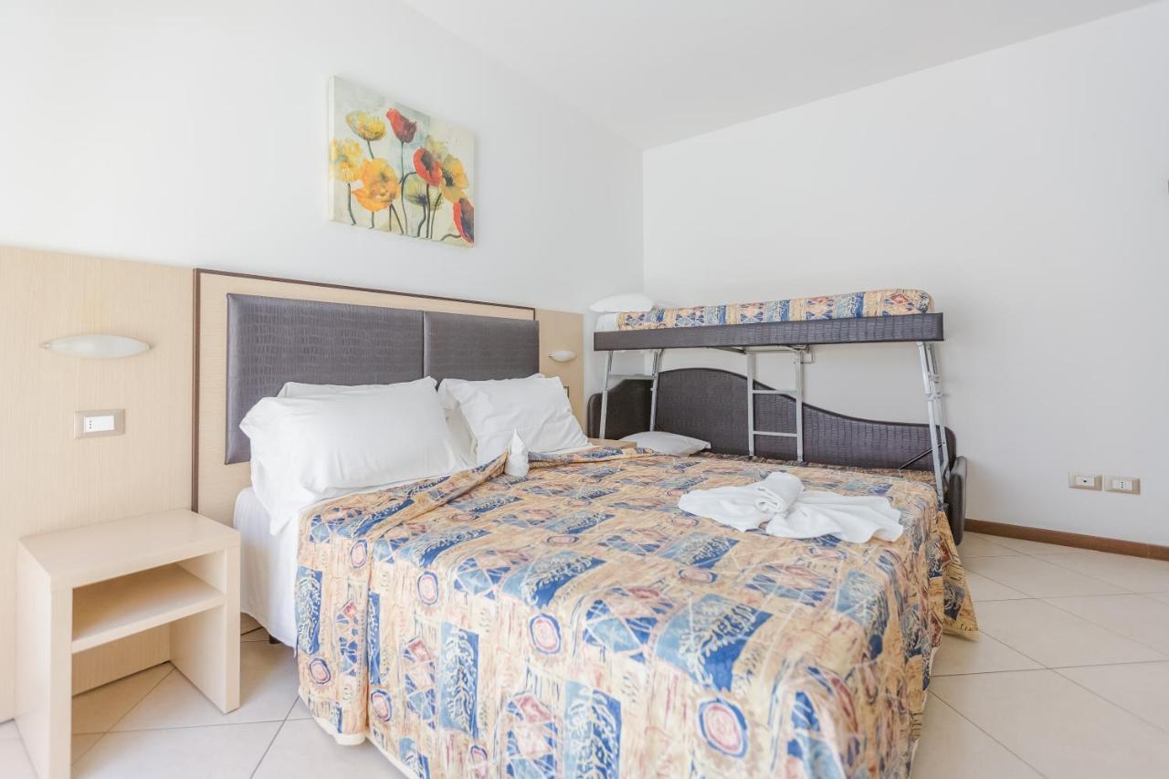 Hotel Bremen Rimini Exterior photo